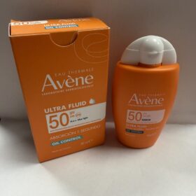 Avène ultra fluid oil control