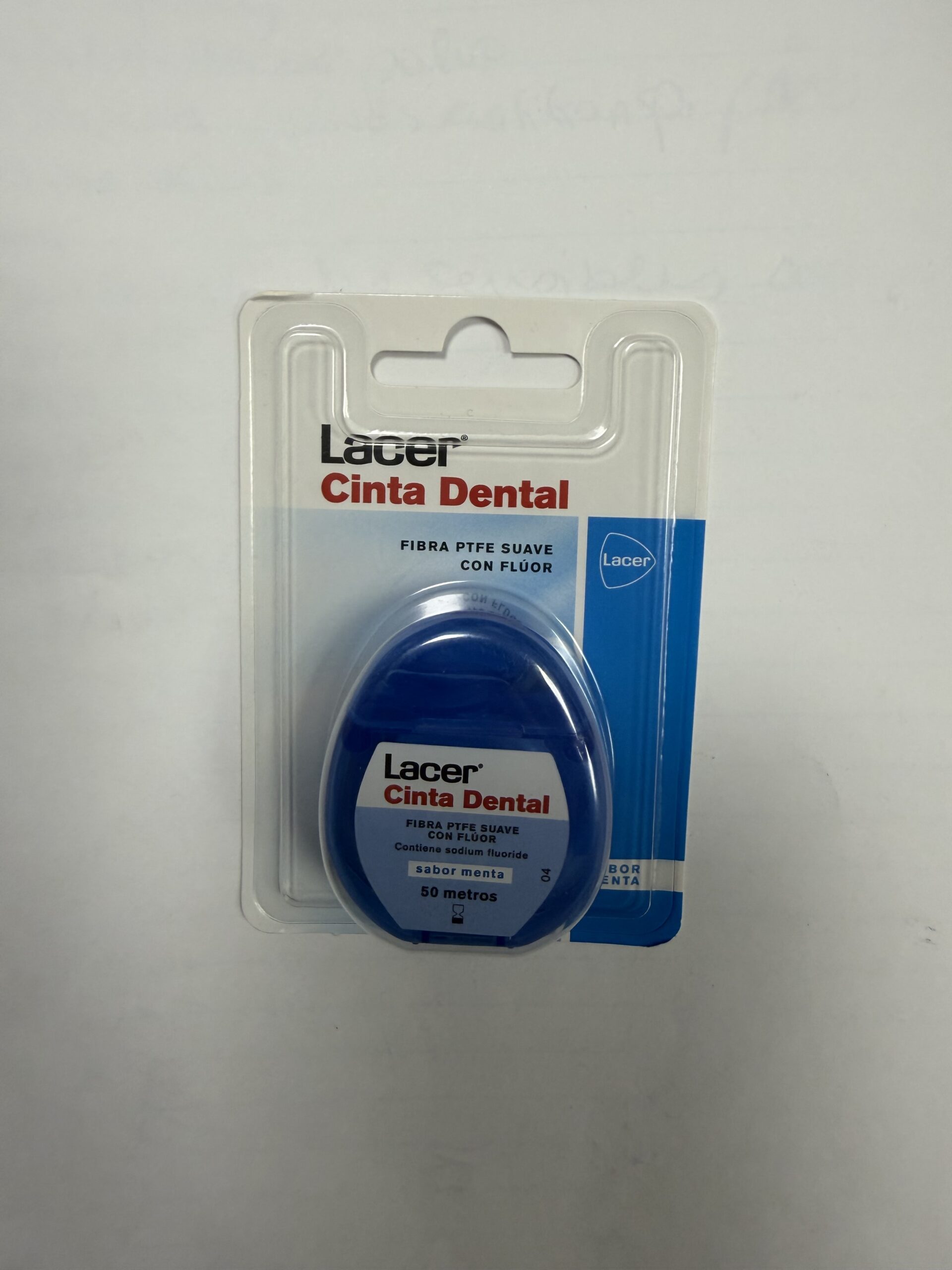 Lacer hilo dental