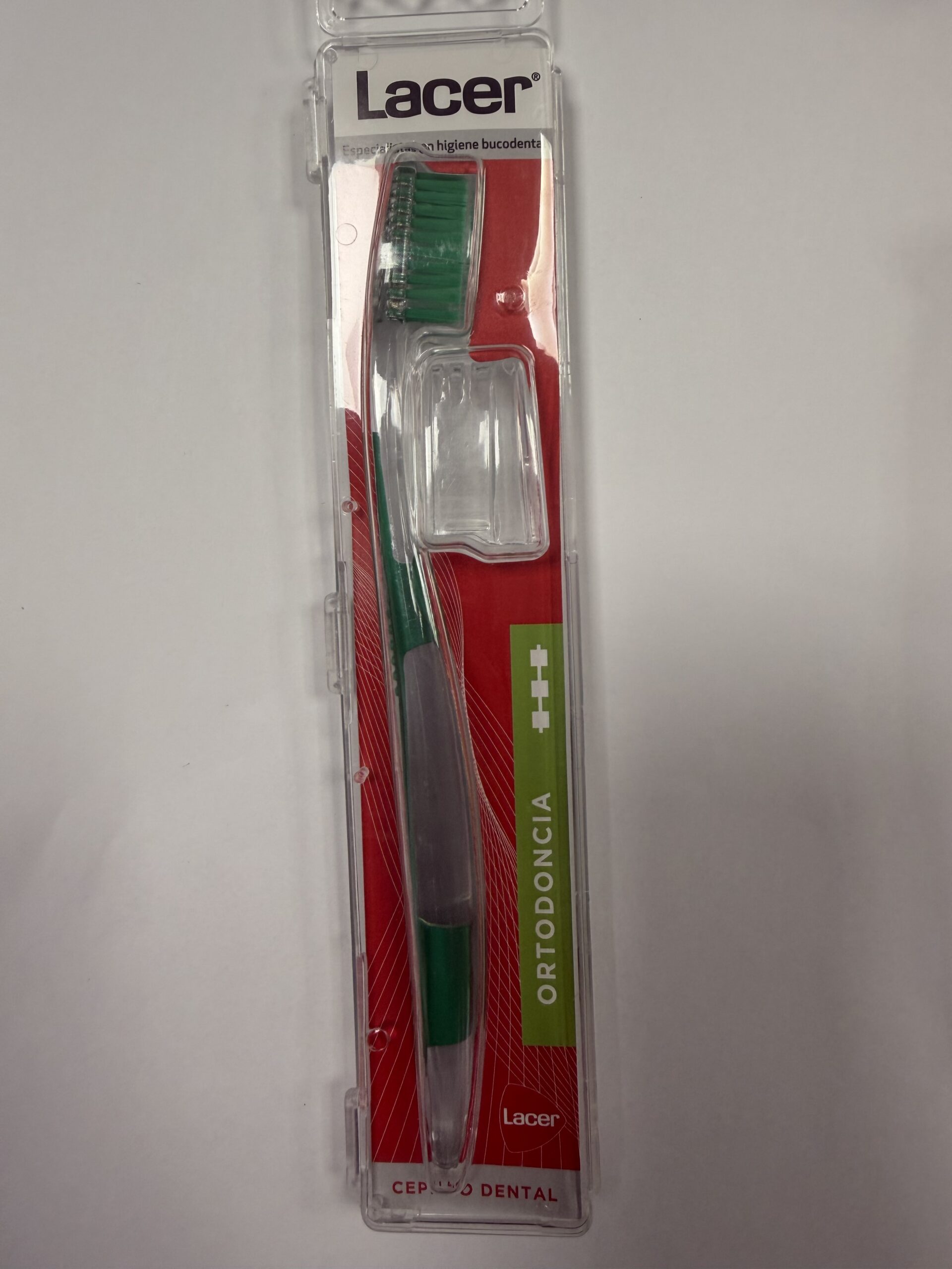 Lacer cepillo de dientes ortodoncia
