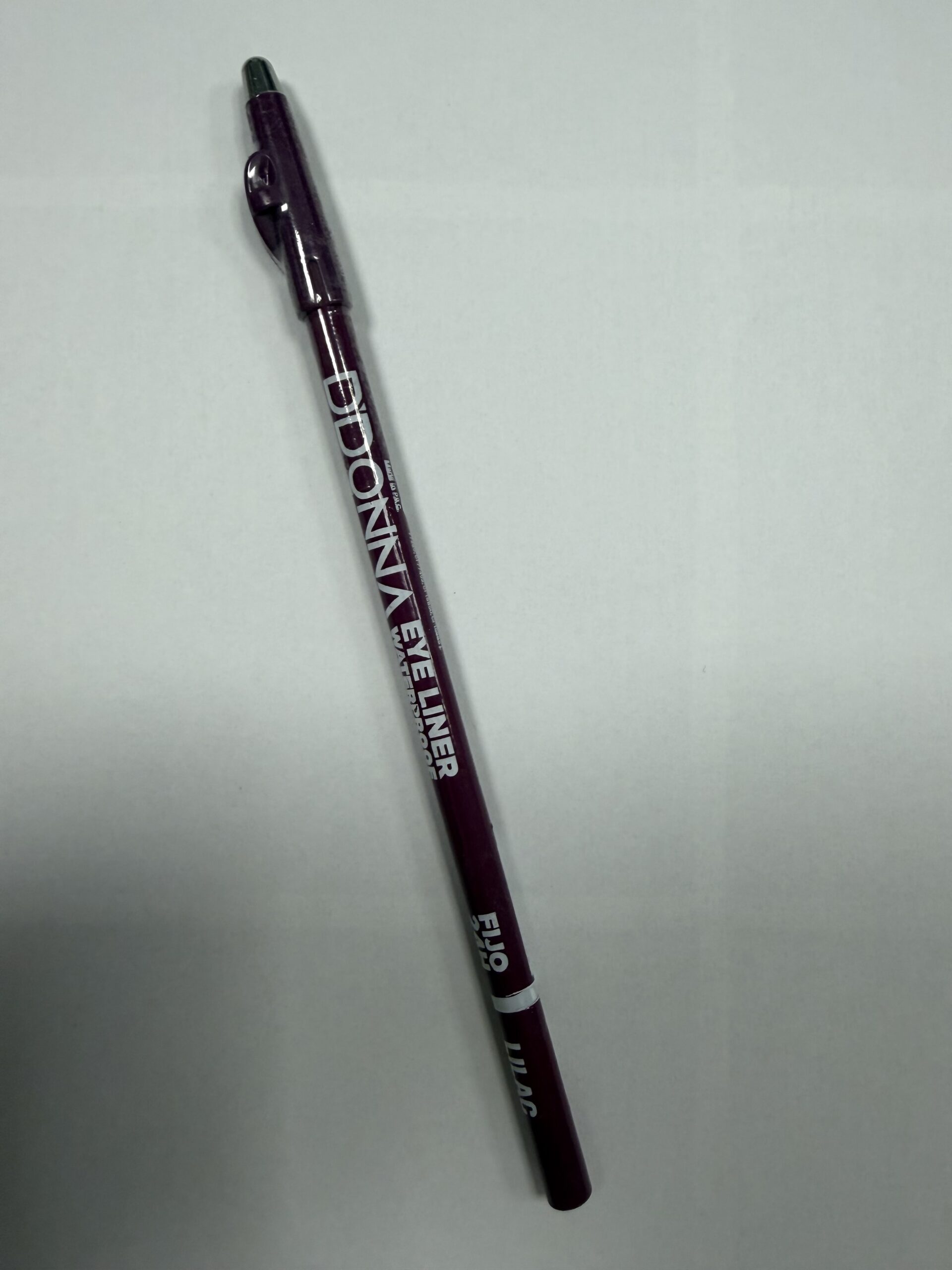 Ddona eyeliner morado ojos