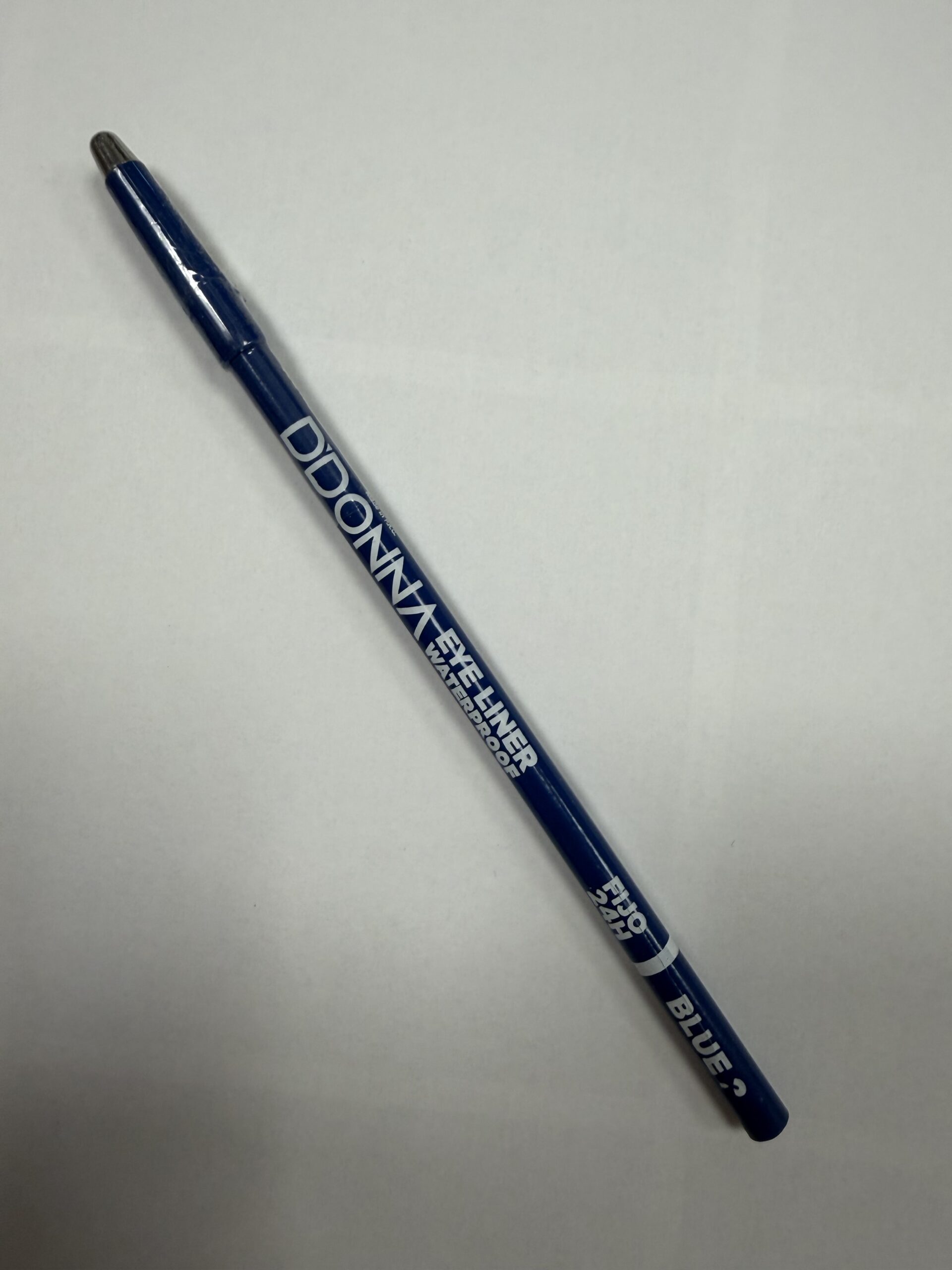 Ddona eyeliner azul oscuro ojos