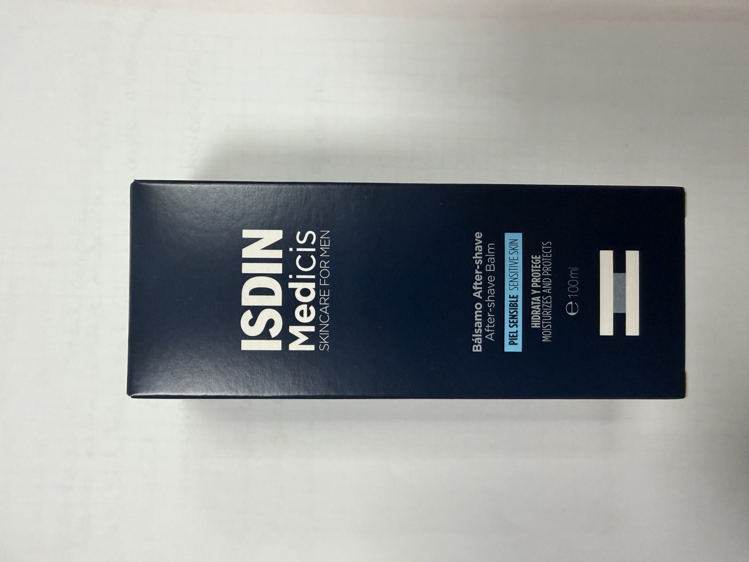 ISDIN gel after shave piel sensible