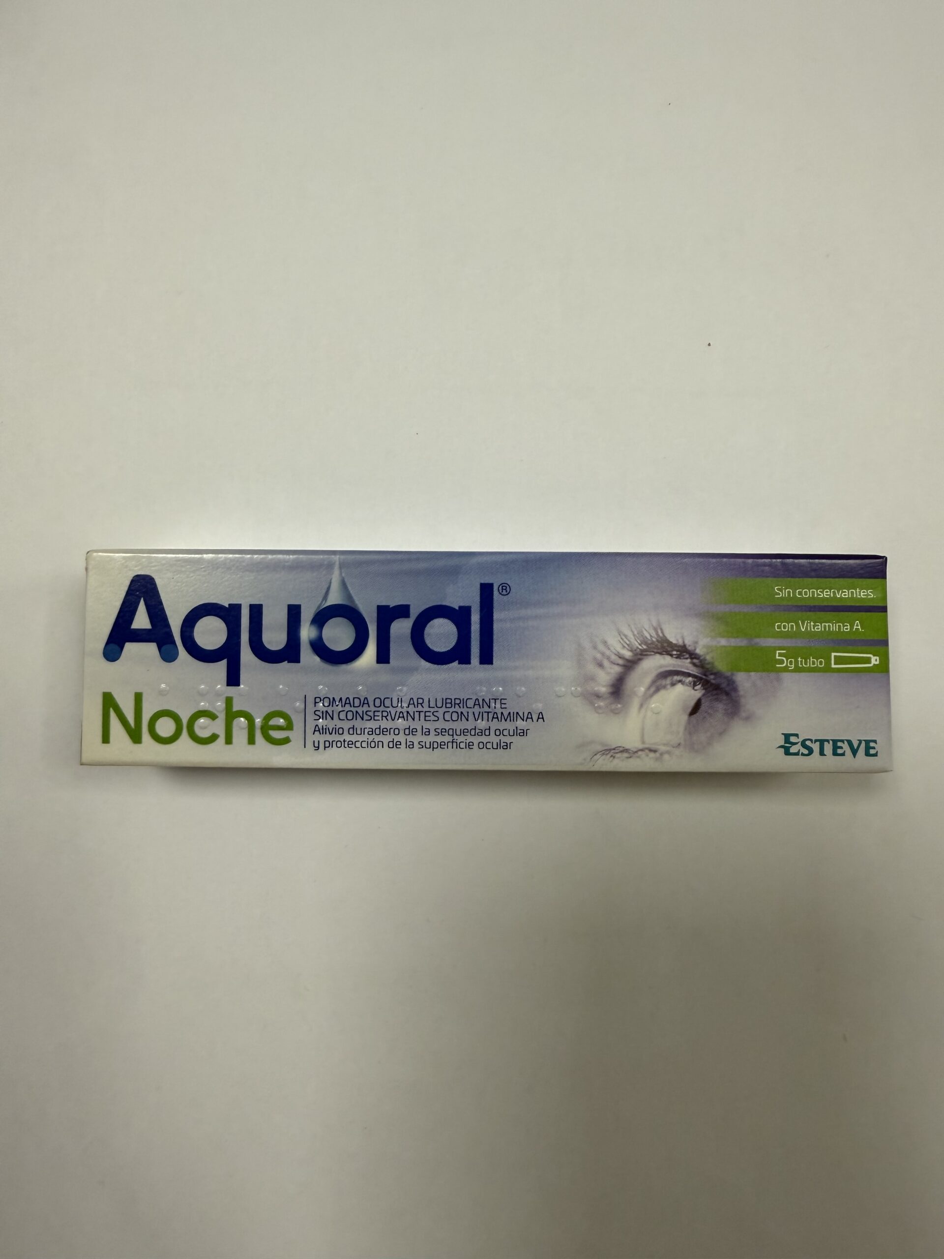 Aquoral pomada ocular noche Esteve vitamina A
