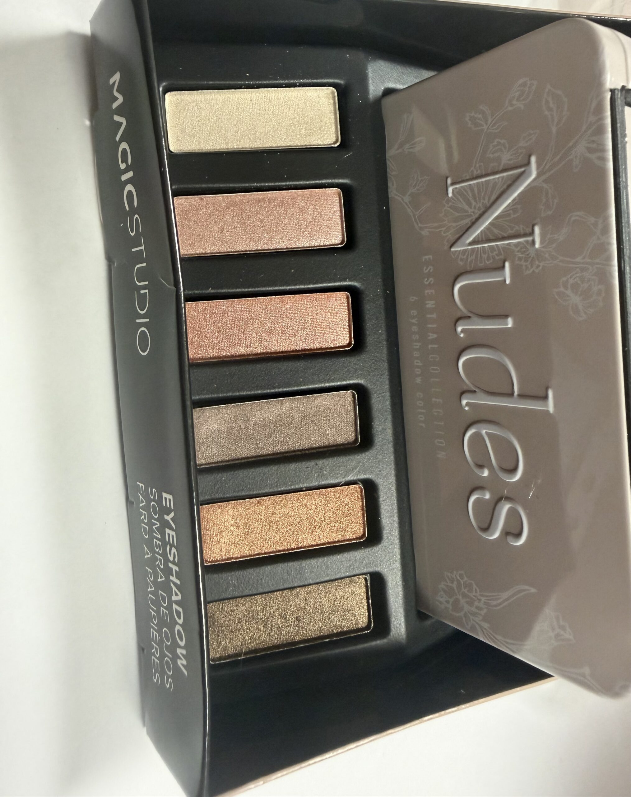 Paleta de ojos maquillaje 6 tonos nude Magic Studio