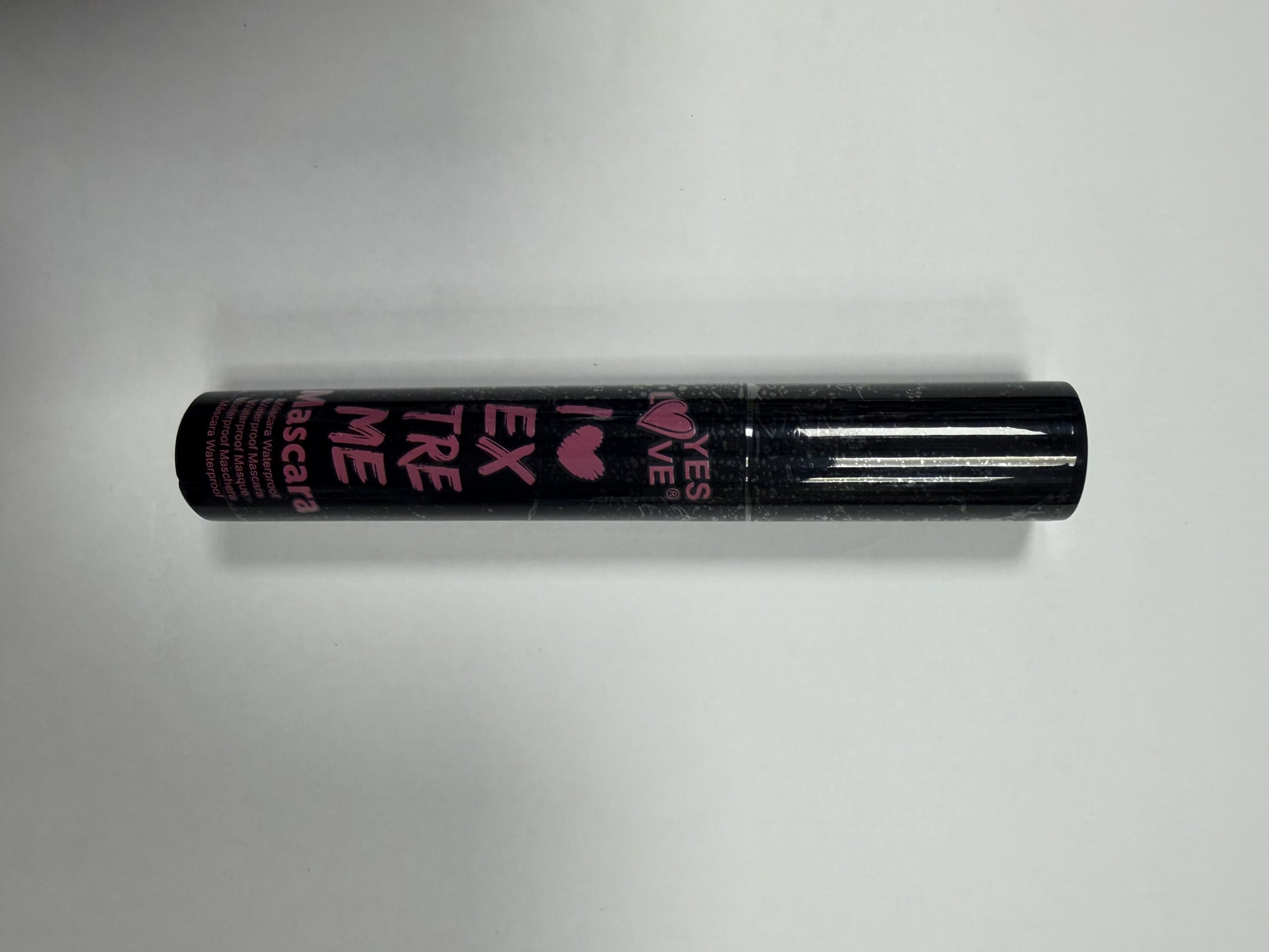 Mascara de pestañas waterproof negra